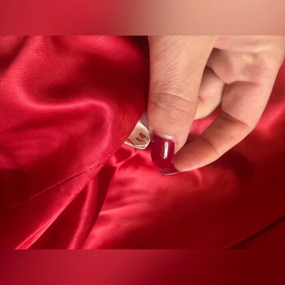 60s Vintage Malcolm Starr Red Satin Swing Coat - Picture 6 of 13